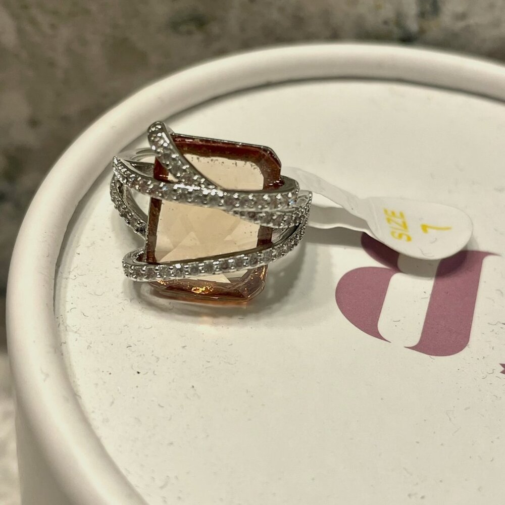 Bomb Party Ring, sz7 "Intertwined in You"